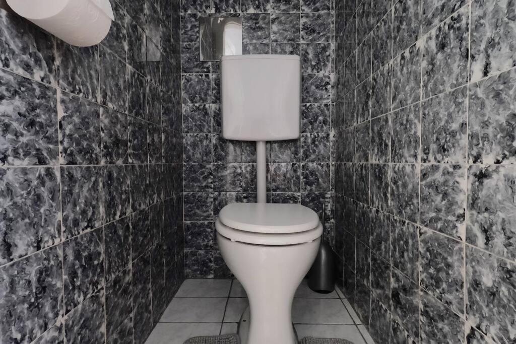 Vienna: Cozy 2-Room Apt. Dış mekan fotoğraf