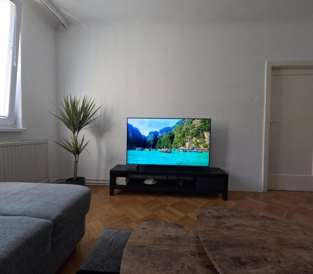 Vienna: Cozy 2-Room Apt. Dış mekan fotoğraf