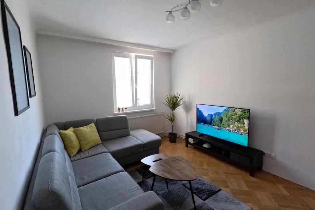 Vienna: Cozy 2-Room Apt. Dış mekan fotoğraf