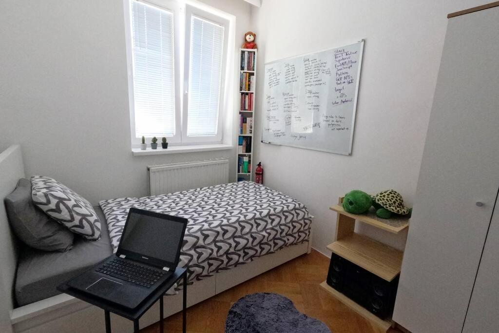Vienna: Cozy 2-Room Apt. Dış mekan fotoğraf