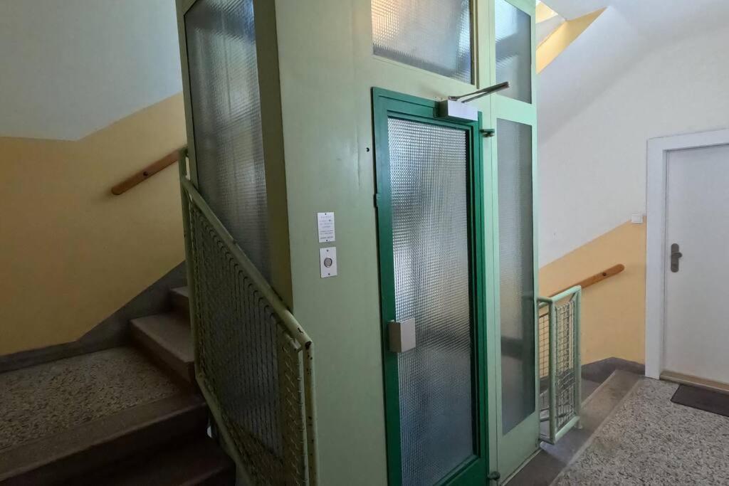 Vienna: Cozy 2-Room Apt. Dış mekan fotoğraf
